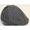 Flat caps knitted with leatherette